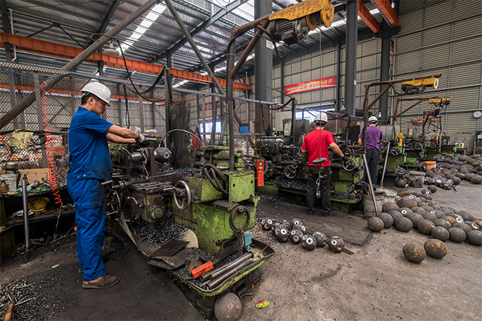 九台网架配件车间